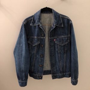 vintage Levi's denim trucker jacket